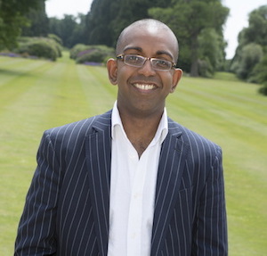 Dr Kevin Fernando